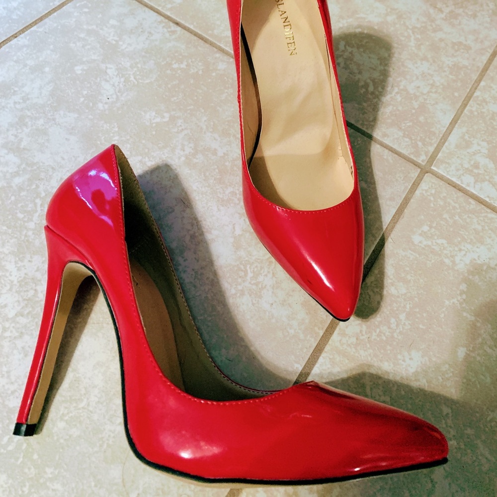 Red hot heels